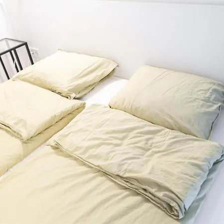 Next To Famous Party House A38 Apartamento